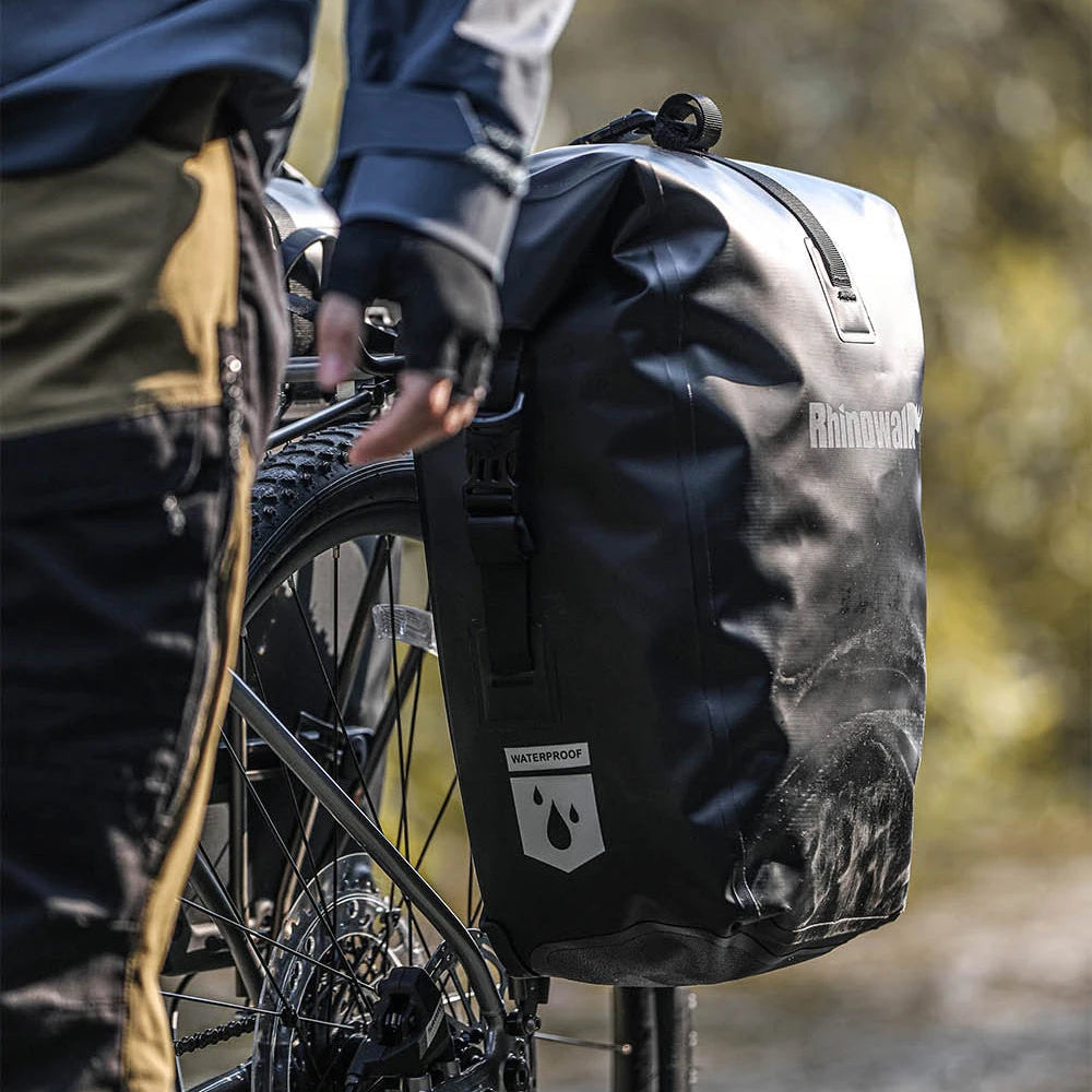 Sacoche vélo étanche porte-bagages